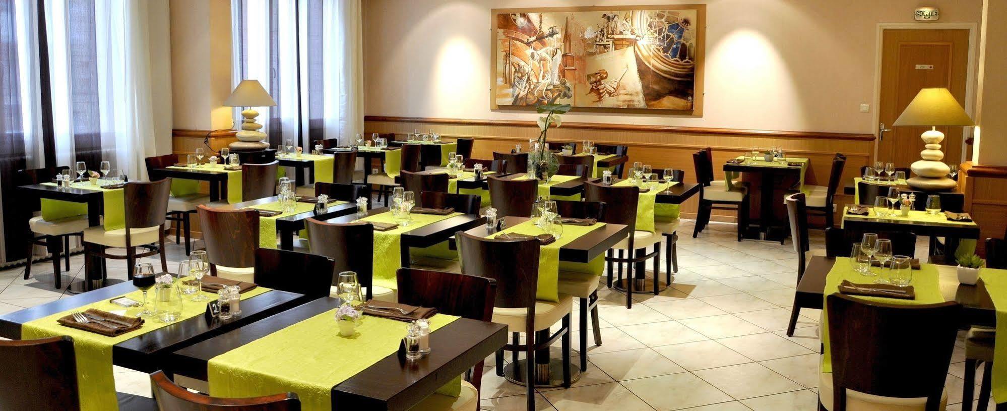 Logis Hotel Restaurant Du Midi - Rodez Centre Exterior foto